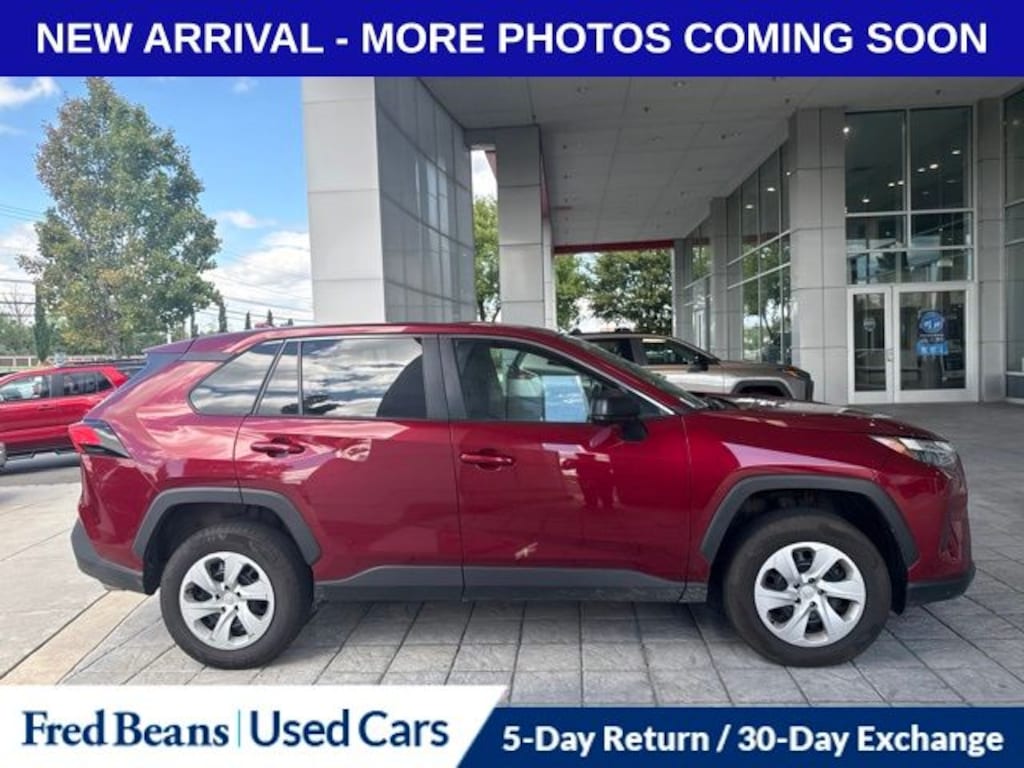 Used 2024 Toyota RAV4 LE SUV