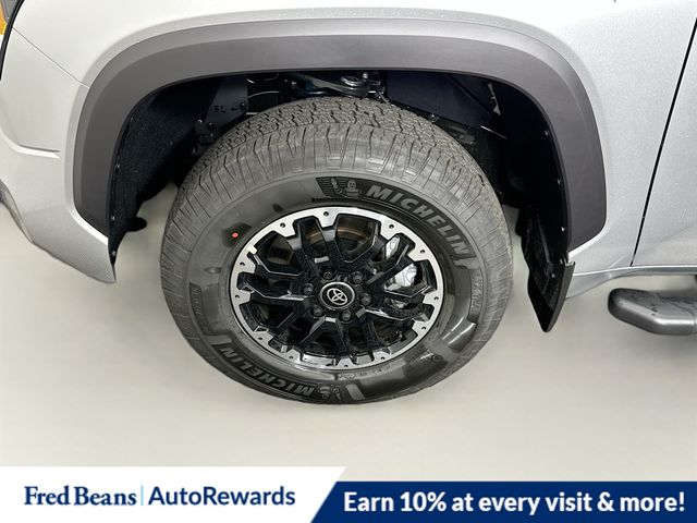 2026 Toyota Tundra SR5 - Photo 8