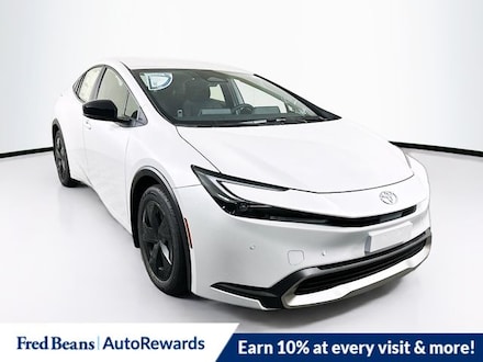 2026 Toyota Prius Plug-in Hybrid SE Hatchback