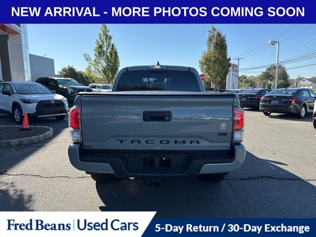 2022 Toyota Tacoma TRD Sport V6 photo 4