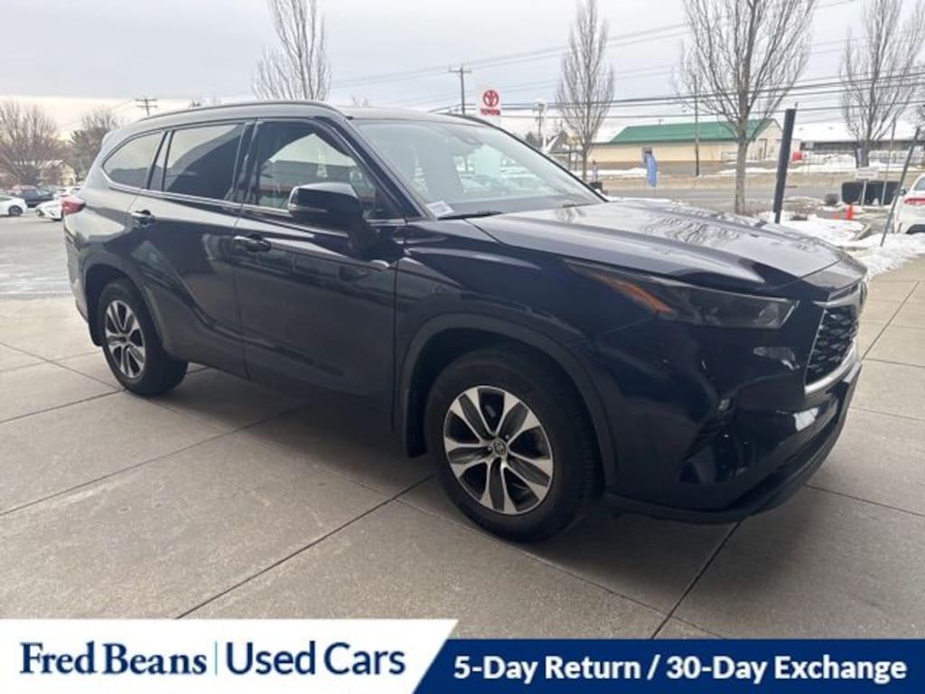 Used 2022 Toyota Highlander XLE SUV