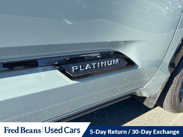 2024 Toyota Sequoia Platinum photo 4