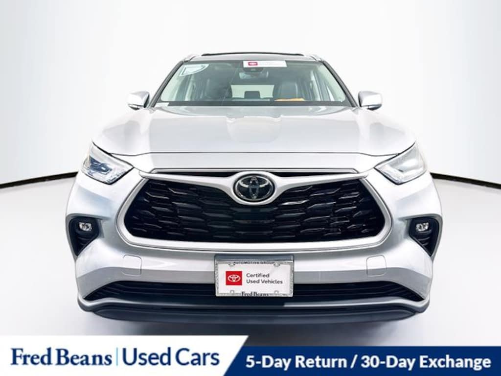 Used 2022 Toyota Highlander XLE SUV