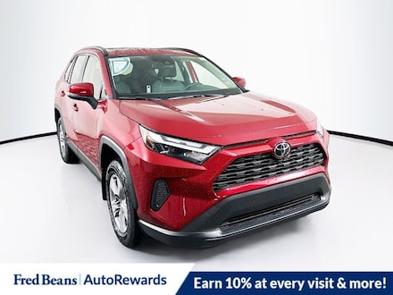 2025 Toyota RAV4 Hybrid XLE SUV