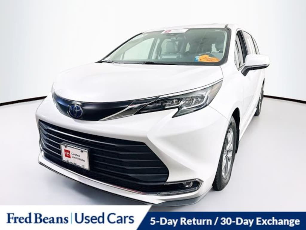 Certified 2022 Toyota Sienna XLE 7 Passenger Van Passenger Van