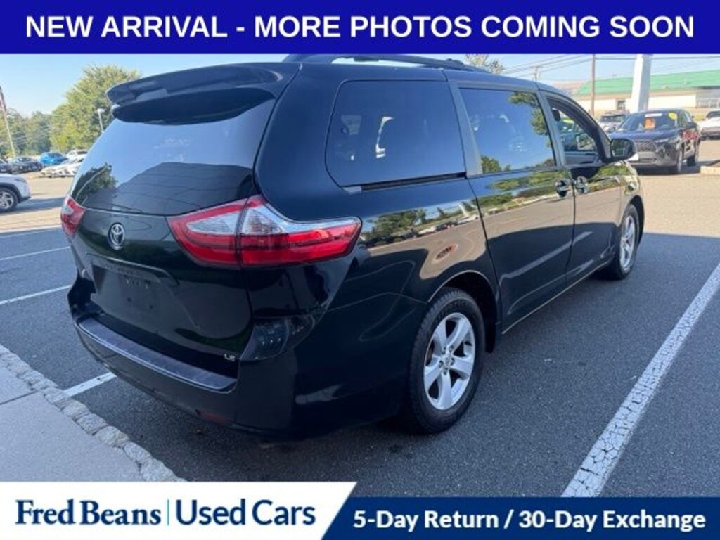 Used 2015 Toyota Sienna Van