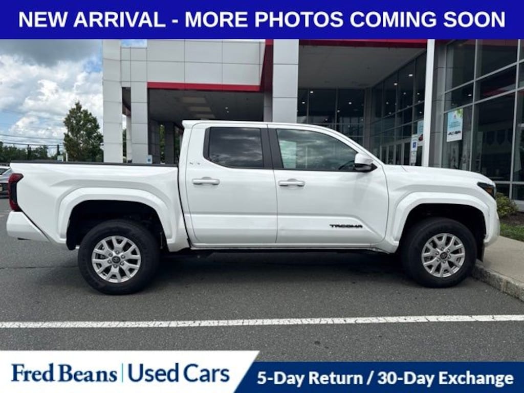 Used 2025 Toyota Tacoma SR5 Truck Double Cab