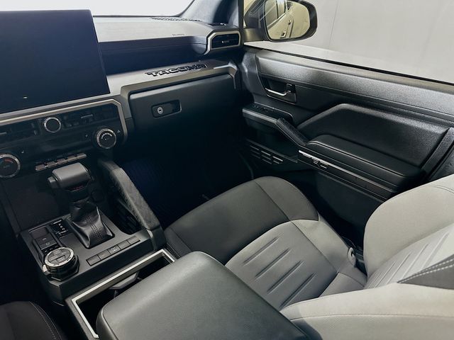 2025 Toyota Tacoma TRD Off Road - Photo 23