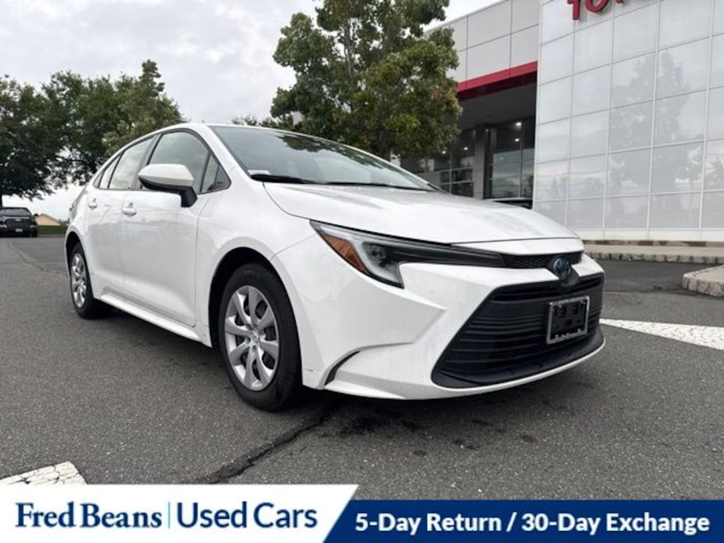 Used 2023 Toyota Corolla Hybrid LE Sedan
