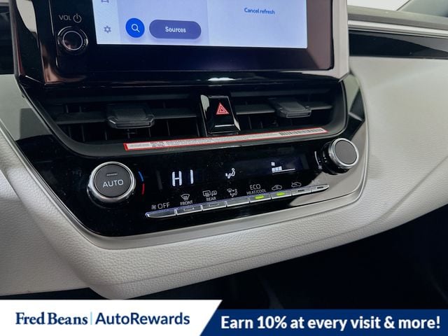 2026 Toyota Corolla SE - Photo 18