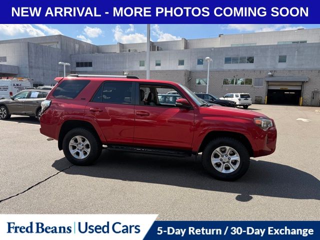 2020 Toyota 4Runner SR5 Premium photo 2