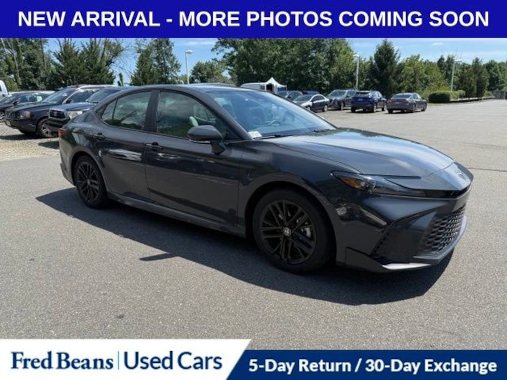 Used 2026 Toyota Camry SE Sedan