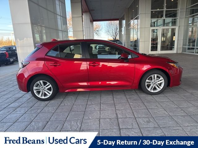 2022 Toyota Corolla SE photo 3