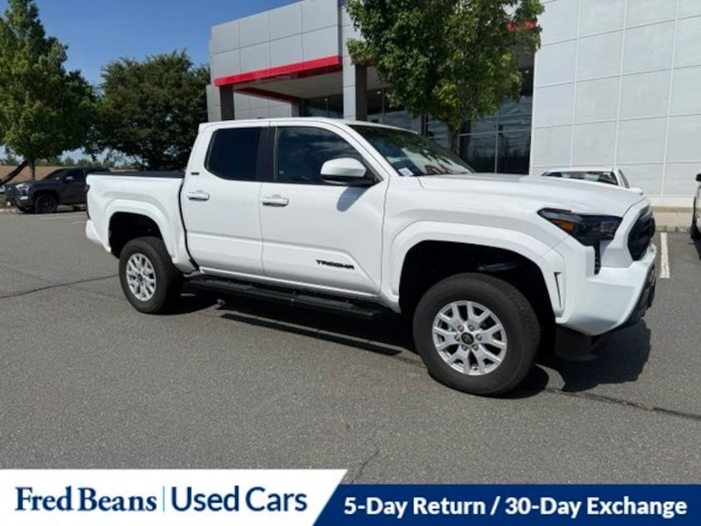 Used 2025 Toyota Tacoma SR5 Truck Double Cab