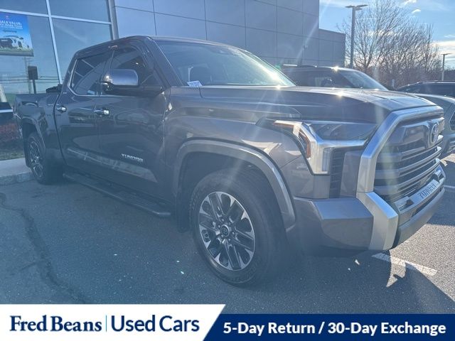 2022 Toyota Tundra Limited photo 2
