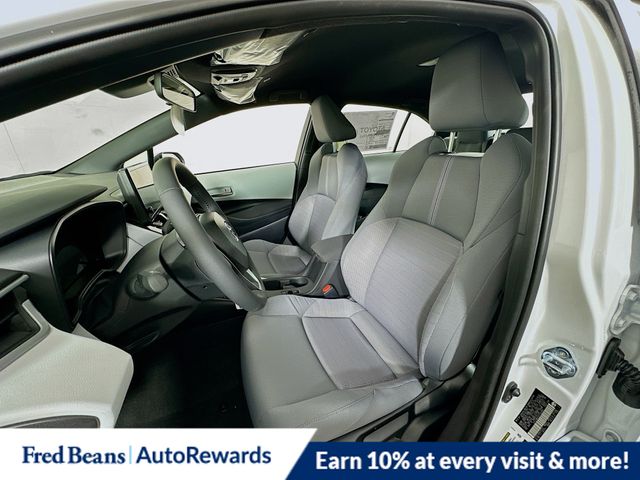 2026 Toyota Corolla SE - Photo 12