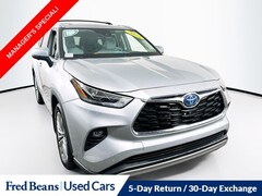 2023 Toyota Highlander Hybrid Platinum