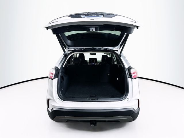 2022 Ford Edge SEL - Photo 8