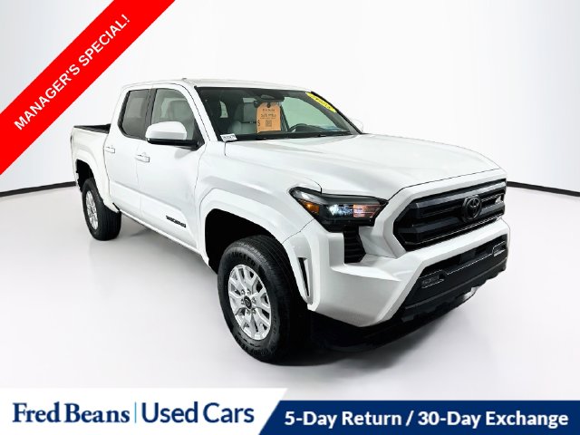 Used 2025 Toyota Tacoma SR5 Truck Double Cab
