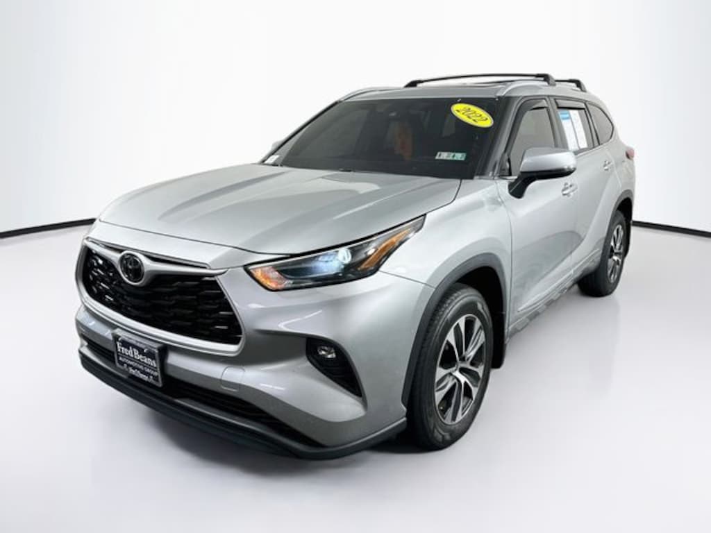 Used 2022 Toyota Highlander XLE SUV