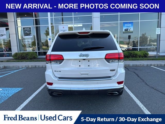 2017 Jeep Grand Cherokee Summit photo 4