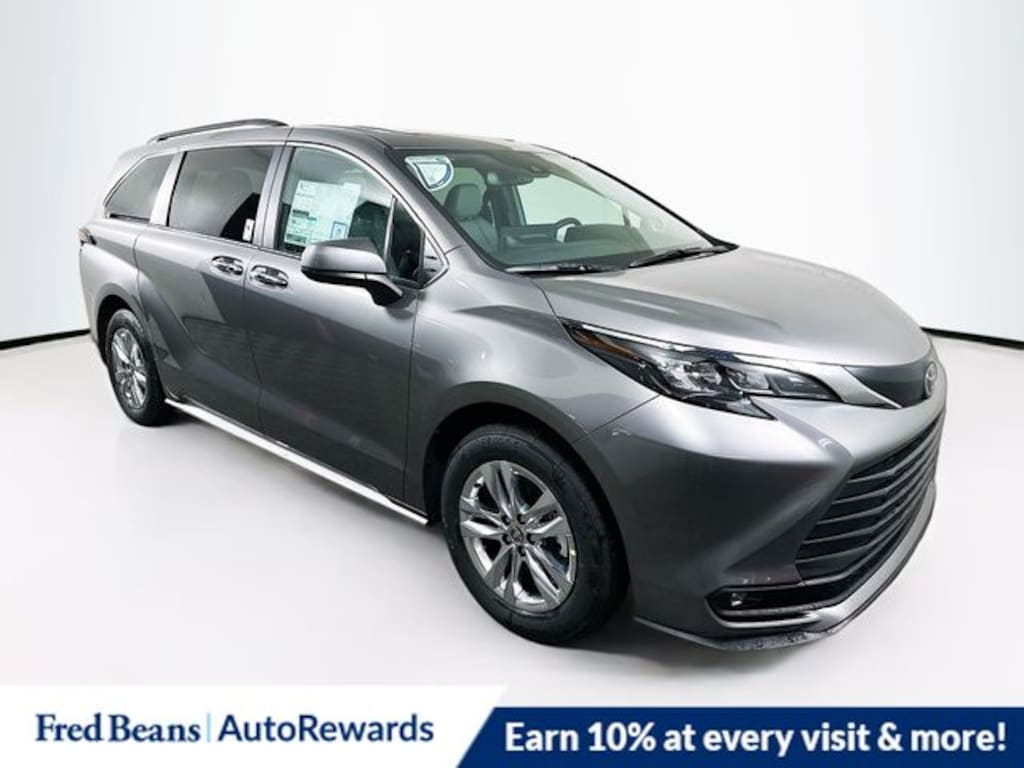 New 2026 Toyota Sienna XLE Van Passenger Van