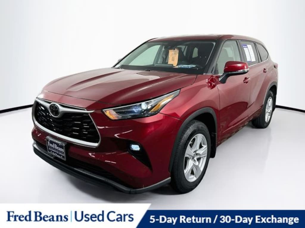 Used 2022 Toyota Highlander LE SUV