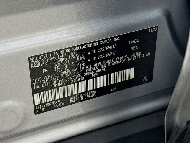 2024 Toyota RAV4 XLE - Photo 35