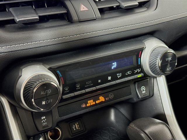 2024 Toyota RAV4 XLE - Photo 19