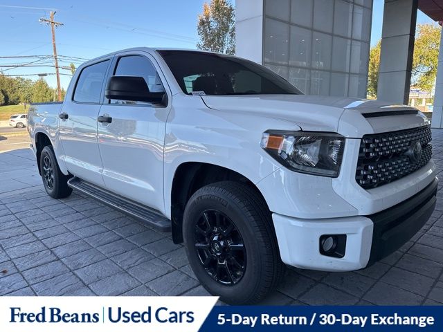 2020 Toyota Tundra SR5 CrewMax photo 2