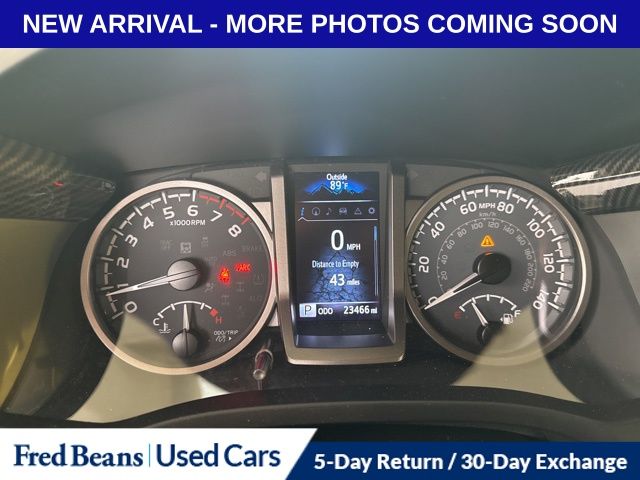 2022 Toyota Tacoma Limited - Photo 12