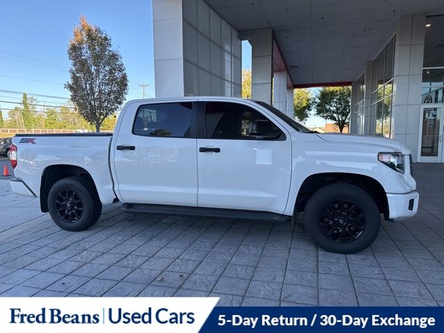 2020 Toyota Tundra SR5 CrewMax photo 4