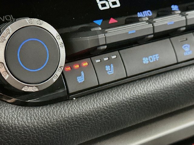 2024 Toyota Tundra Limited - Photo 27