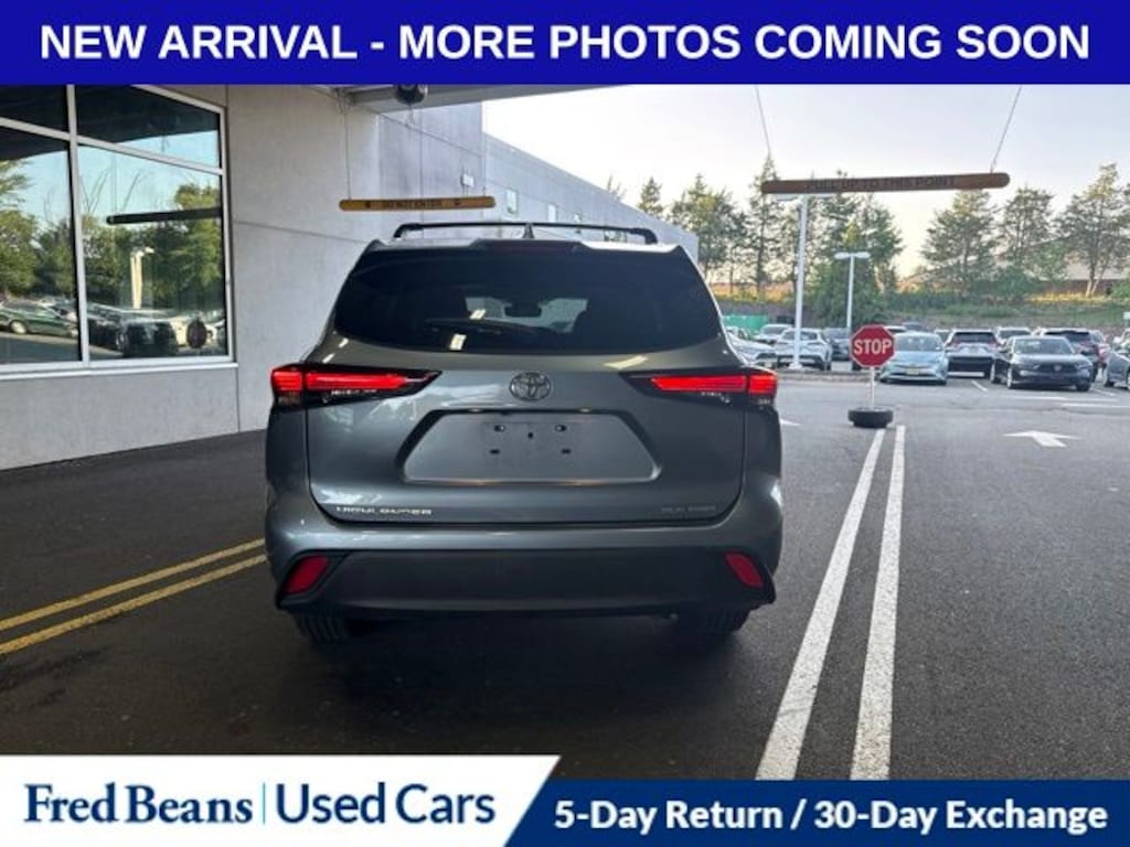 Used 2024 Toyota Highlander SUV