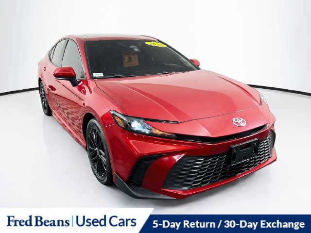 Used 2025 Toyota Camry SE Sedan