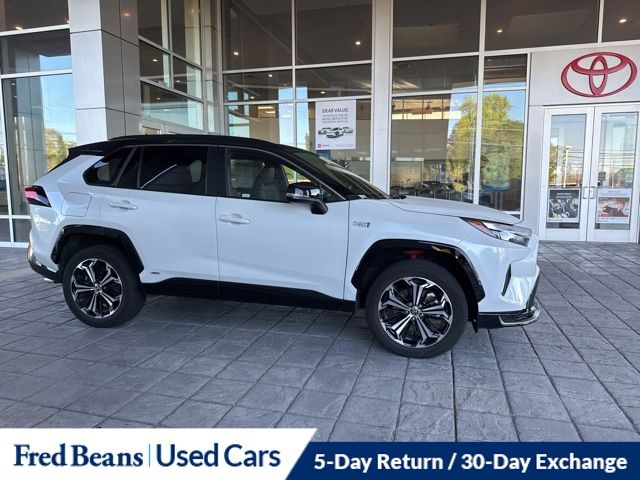 2023 Toyota RAV4 Prime XSE photo 2