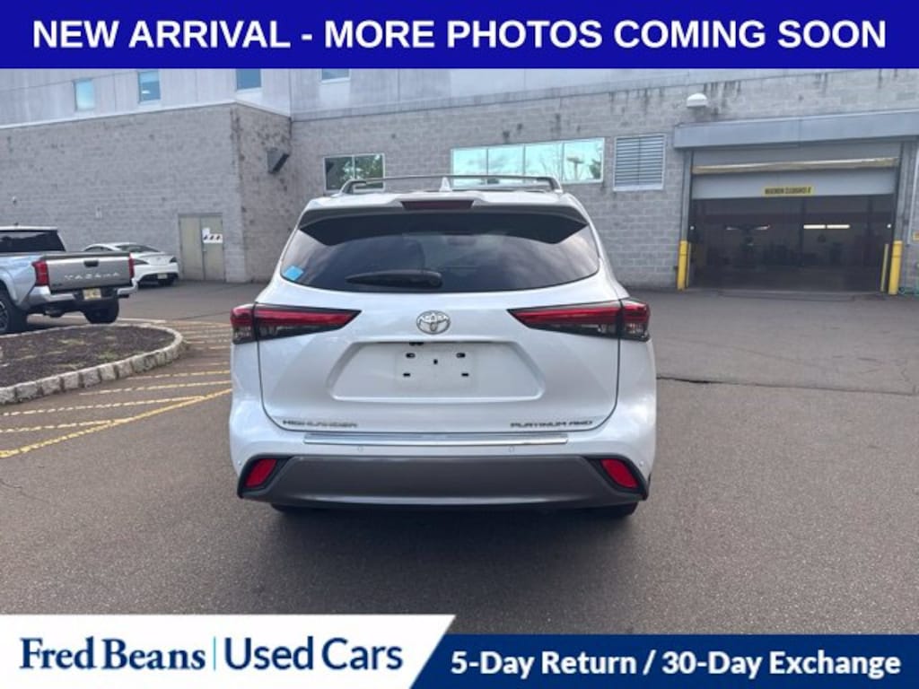 Used 2023 Toyota Highlander Platinum SUV