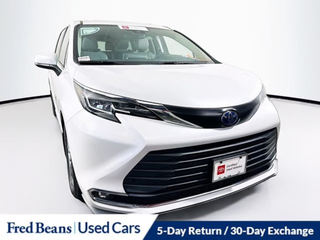 Certified 2022 Toyota Sienna XLE 7 Passenger Van Passenger Van