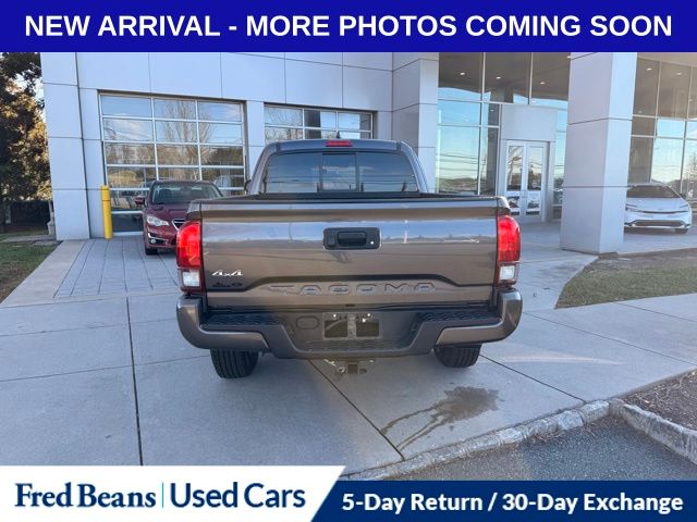 2022 Toyota Tacoma 4x4 Base photo 4