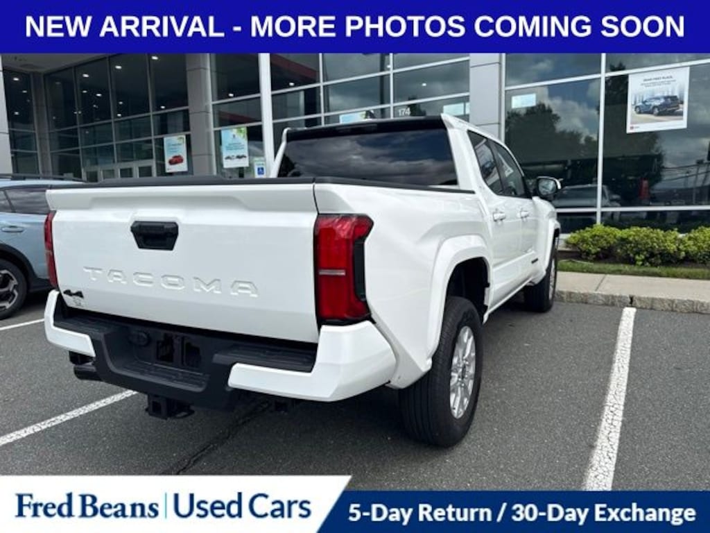 Used 2025 Toyota Tacoma SR5 Truck Double Cab