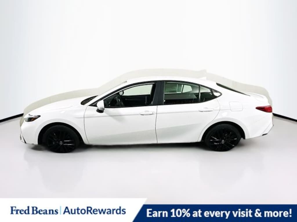 New 2025 Toyota Camry SE Sedan