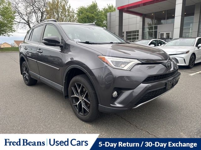2018 Toyota RAV4 SE