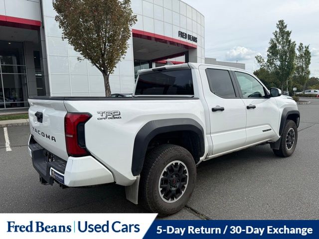 2024 Toyota Tacoma TRD Off-Road photo 4