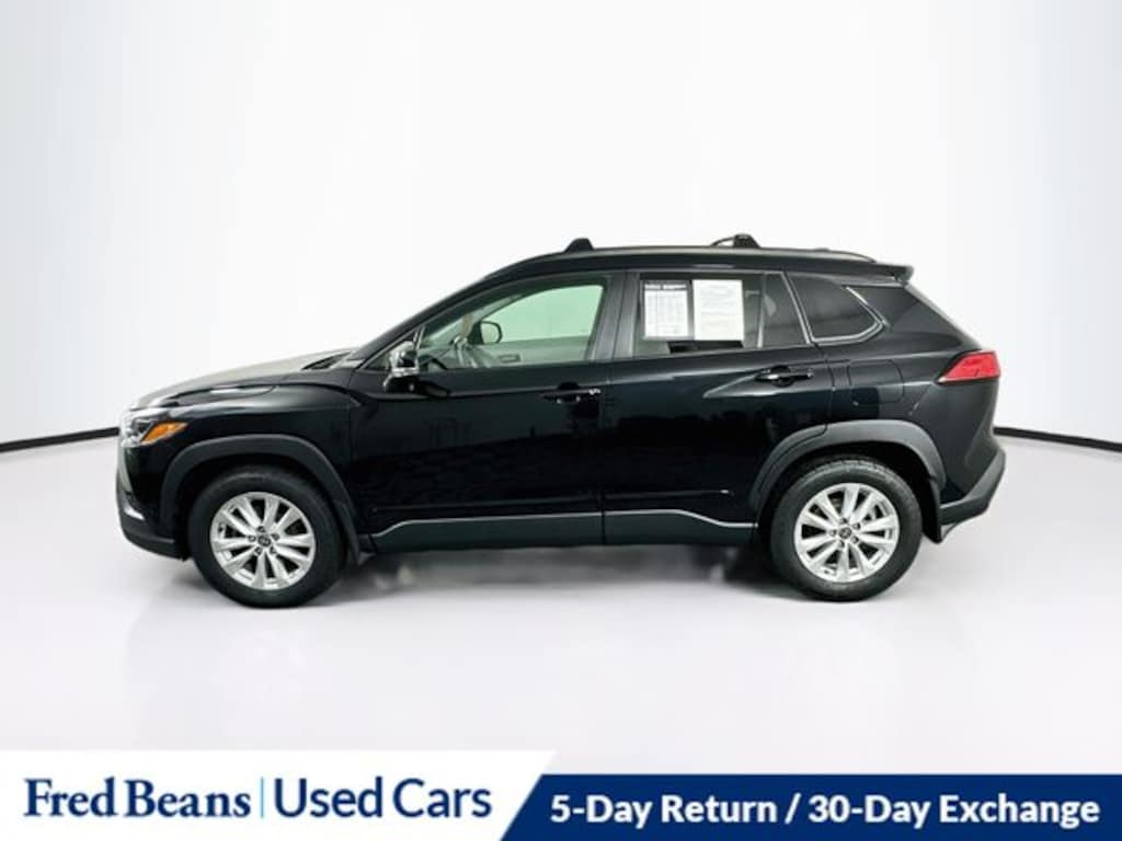 Used 2023 Toyota Corolla Cross LE SUV