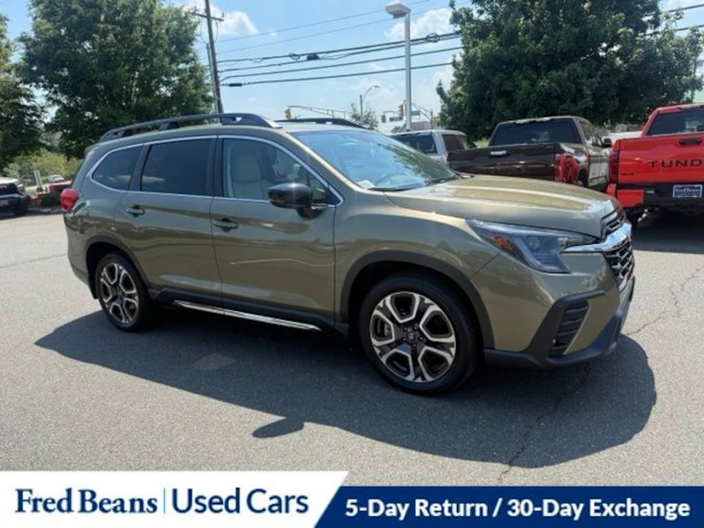 Used 2024 Subaru Ascent Limited 8-Passenger SUV