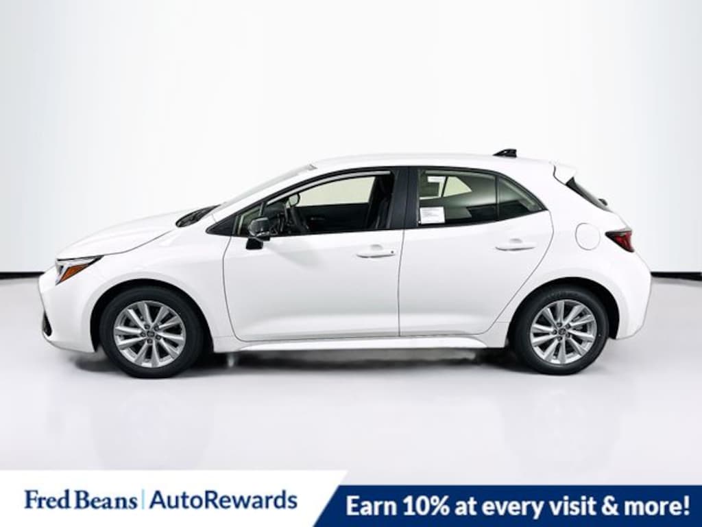 New 2026 Toyota Corolla Hatchback SE SE HATCHBACK