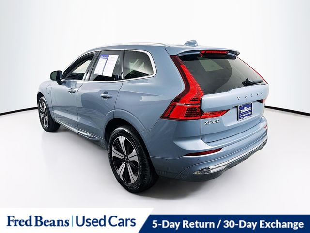 2023 Volvo XC60 Recharge Hybrid T8 Plus photo 2
