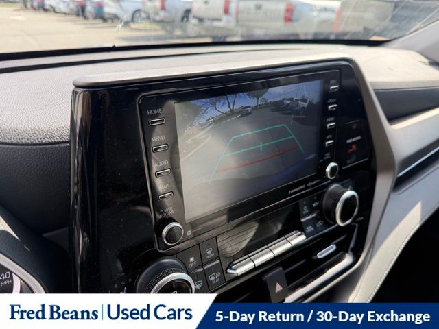 2022 Toyota Highlander XLE - Photo 22
