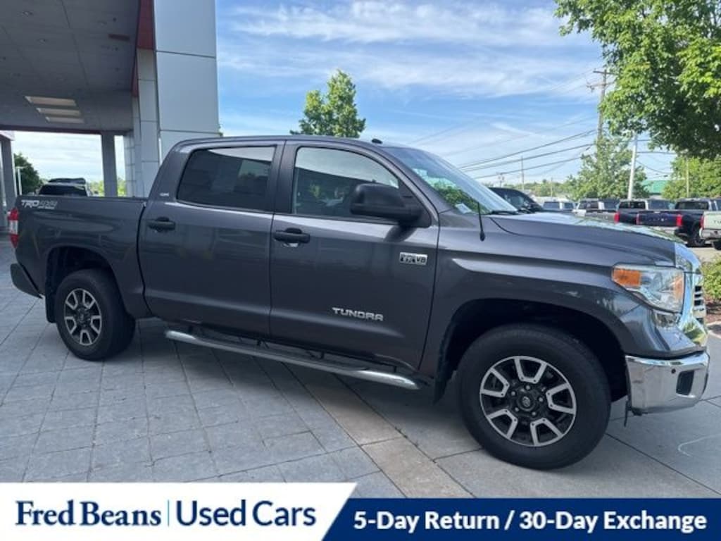 Used 2016 Toyota Tundra Truck CrewMax