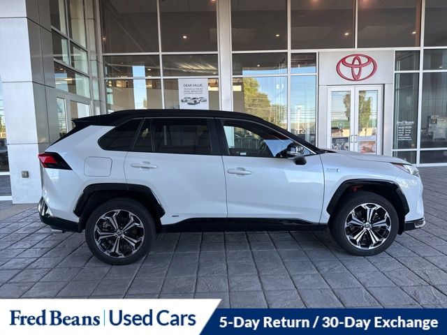 2023 Toyota RAV4 Prime XSE photo 3